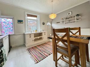 Dining Area - click for photo gallery